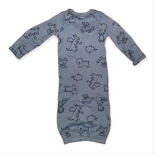 𝅺💥 3 for 25 💥 NWOT Carter's 3m Gown